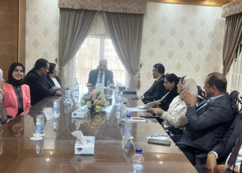 هيئة الشراء الموحد تستقبل وفداً بحرينيا لتعزيز التعاون بمجالات الرعاية الصحية والصناعات الطبية