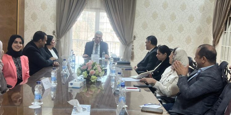 هيئة الشراء الموحد تستقبل وفداً بحرينيا لتعزيز التعاون بمجالات الرعاية الصحية والصناعات الطبية