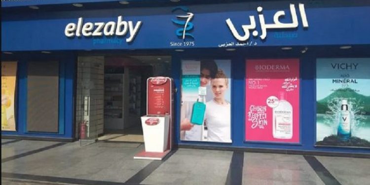 محامي مالك صيدليات العزبي : أحمد العزبي سدد مديونيات تفوق 400 مليون جنيه خلال عام (فيديو)