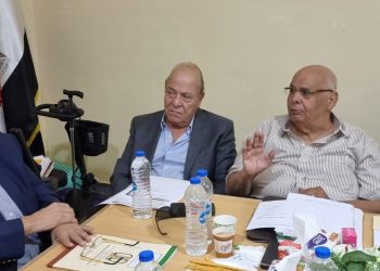 لجنة بـ "اتحاد المستثمرين" لبحث ورقة العمل التي سيتم تقديمها للمؤتمر الإقتصادى