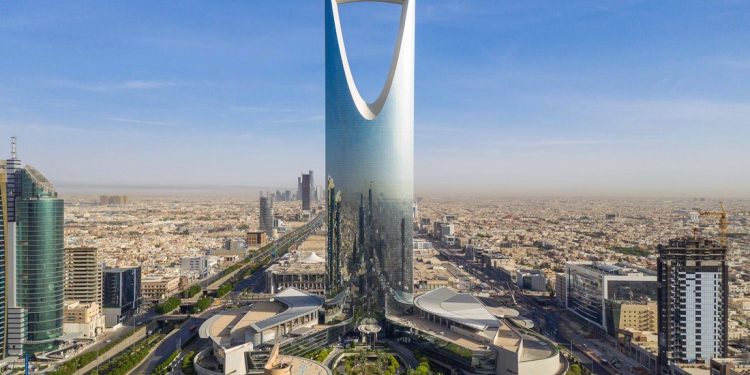 السعودية تستضيف ندوة حول أحدث تكنولوجيات الاستدامة في بناء واجهات المباني الحديثة