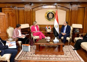 وزير الصناعة : 15.7% زيادة في حجم التبادل التجاري بين مصر وهولندا خلال العام الماضي