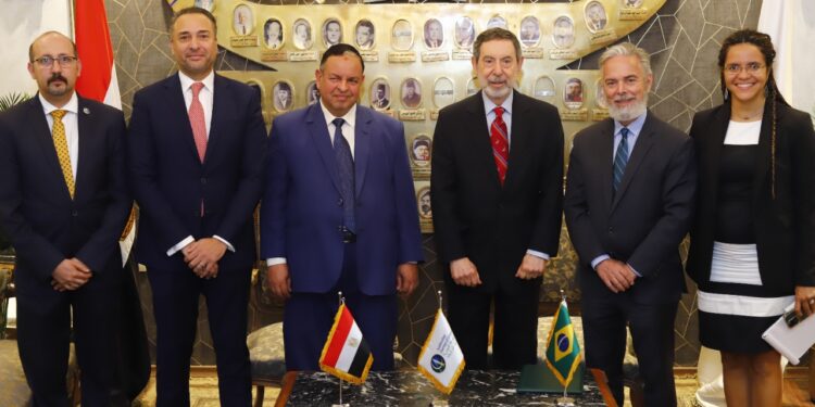 خطة عمل بين “الجمارك” و”العربية البرازيلية” لتبادل المستندات والبيانات الكترونيا