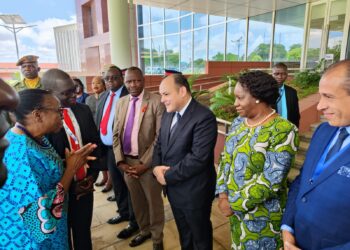 وزير الصناعة يعقد سلسلة لقاءات مكثفة مع أعضاء الكوميسا لبحث تعزيز التعاون في إطار التكامل الاقتصادي الإقليمي