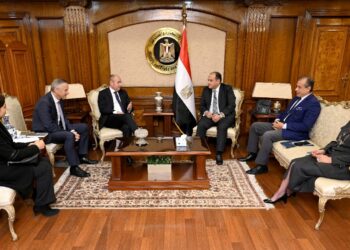 وزير الصناعة يبحث مع هيئة معارض دوسلدورف الألمانية سبل تعزيز التعاون المشترك بين الجانبين خلال المرحلة المقبلة