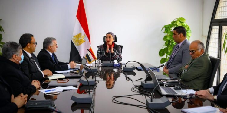 وزيرة البيئة : تنفيذ أول مشروع لتحويل المخلفات لطاقة كهربية باستثمارات 120 مليون دولار