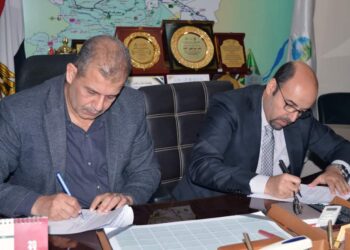 بتكلفة ٣٣٧مليون جنيه .. رواد الهندسة الحديثة توقع عقد مشروع شبكات ومحطات رفع كلاستر ابو شنب والعجميين