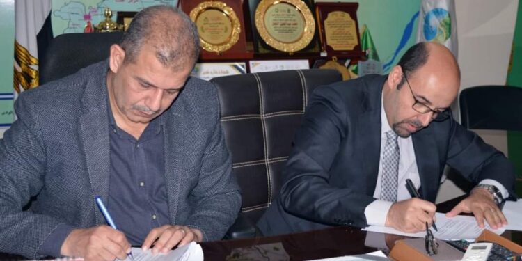 بتكلفة ٣٣٧مليون جنيه .. رواد الهندسة الحديثة توقع عقد مشروع شبكات ومحطات رفع كلاستر ابو شنب والعجميين