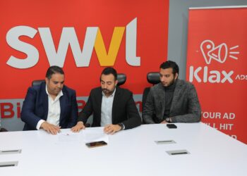 سويفيل توقع اتفاقية شراكة مع منصة “klax ads ” تستهدف زيادة دخل السائقين