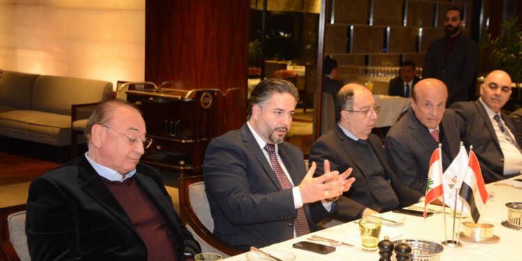 وزير الاقتصاد اللبناني في "المصرية اللبنانية" : ننتظر توقيع اتفاق مع صندوق النقد ونرحب بمساعدة المغتربين في مصر وكل دول العالم