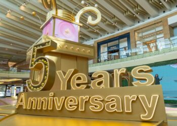 “مول مصر” يحتفل بمرور 5 أعوام على افتتاحه مع «ڤاليو» بتمكين فائز محظوظ من أن يصبح مليونيراً