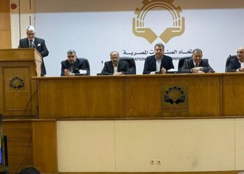 شكري : اجتماع قريب مع محافظ البنك المركزي لبحث آليات تبسيط إجراءات التمويل العقاري