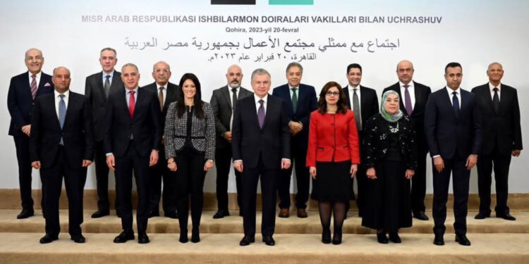 رئيس شعبة الذهب يلتقي رئيس أوزبكستان على هامش زيارته لمصر