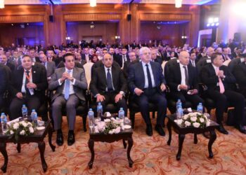 وزراء الطيران والصحة والتعليم العالي يشهدون افتتاح المؤتمر العلمي الأول لمستشفى مصر للطيران بمناسبه مرور ٤٠ عاماً على إنشائها