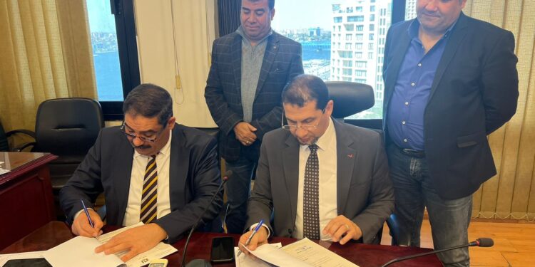 غرفة صناعة الجلود توقع مذكرة تفاهم مع “الصروح العراقية” لتنظيم معارض خارجية للقطاع