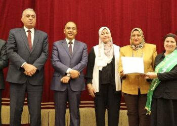 مؤسسة العربي تكرم الأمهات المثاليات في محافظة المنيا