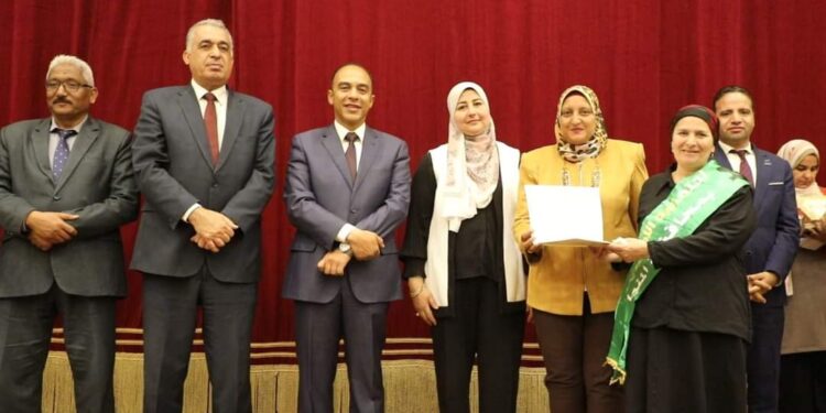مؤسسة العربي تكرم الأمهات المثاليات في محافظة المنيا