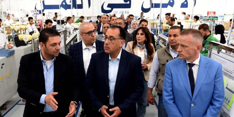 "إس إي وايرنج سيستمز إيجيبت" تفتتح أكبر مصانعها في العاشر من رمضان .. العام المقبل