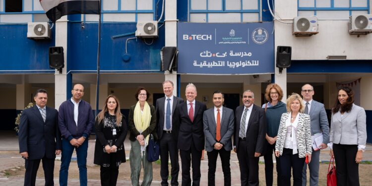 مدرسة "بي تك" تستقبل وفد من المفوضية الأوروبية وتستعرض أساليب التعليم الفني المبتكرة