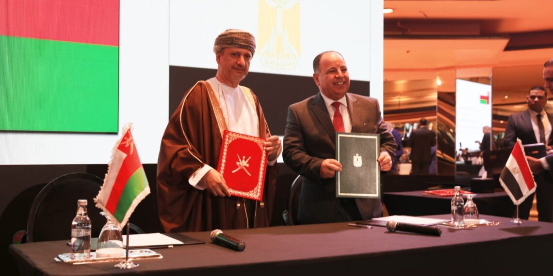 توقيع اتفاق منع الازدواج الضريبي بين مصر وسلطنة عمان