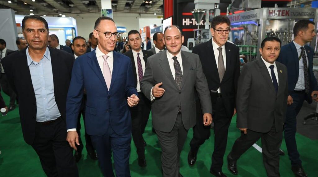 وزير الصناعة يفتتح معرضي “أفريقيا لمكونات التصنيع الغذائي” و “بروباك مينا” بمشاركة 300 شركة من 33 دولة