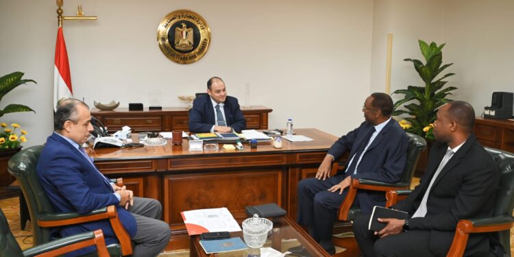 وزير الصناعة : 34.3% زيادة في الصادرات المصرية للسوق الرواندي خلال 2022