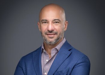 “إيتون” تبدأ تصنيع قواطع الجهد المنخفض محلياً في مصر