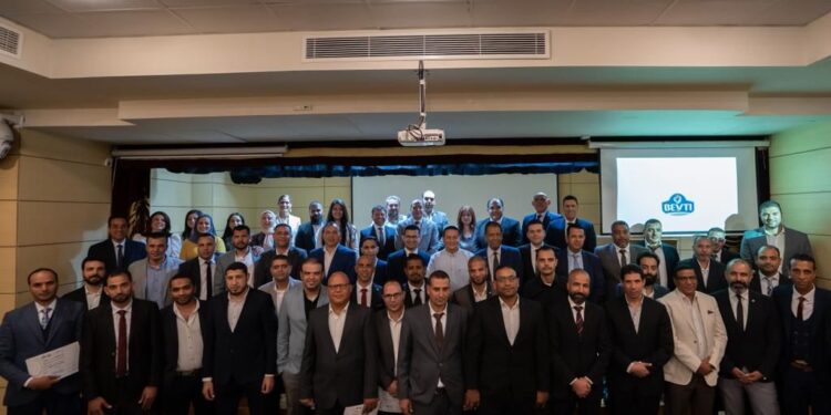 "بيتي" و "الأكاديمية العربية للعلوم والتكنولوجيا" يحتفلون بخريجي أول دفعة لدورات قطاع الإمداد والتموين