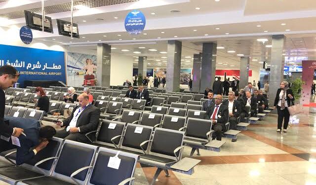 مطارا الغردقة وشرم الشيخ يسجلان أعلى معدل تشغيل بالمطارات السياحية