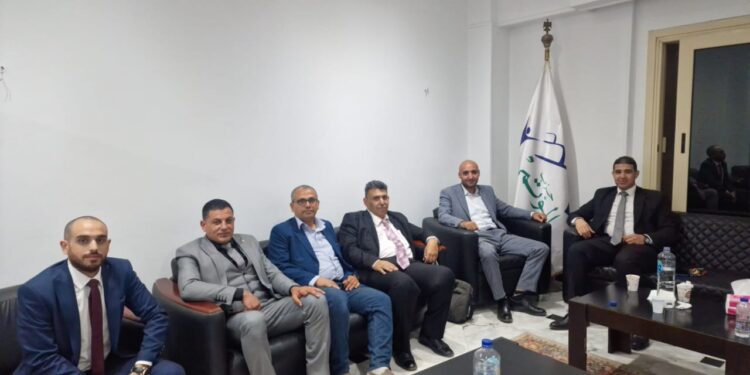 "مجتمع الصناعة " يبحث مع "حزب المؤتمر" جهود دعم الصناعات الصغيرة