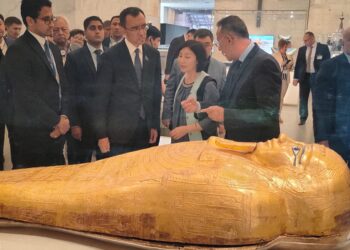 رئيس مجلس الشيوخ الكازاخستاني يزور المتحف القومي للحضارة