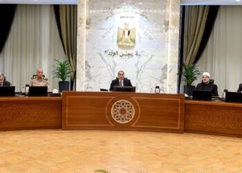 رئيس الوزراء يوجه بسرعة تنفيذ مشروعات تطوير الخدمات بواحة سيوة