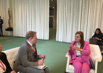 وزيرة التخطيط تبحث مع وزير الحكم المحلي النرويجي سبل التعاون في نيويورك