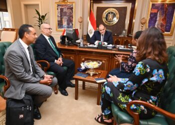 وزير الصناعة يلتقي وفد منظمة الأمم المتحدة للتنمية الصناعية “اليونيدو”