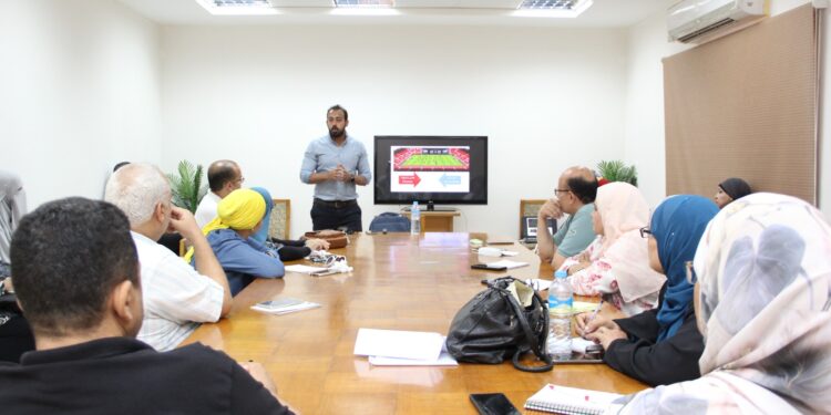 “تحديث الصناعة” يدرب عدد من الباحثين ورواد الأعمال في المركز القومي للبحوث