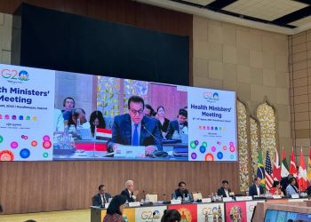 عبدالغفار : شراكات دولية مع شركاء عالميين لتوطين صناعة الدواء في مصر