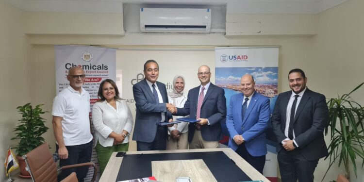 "تصديري الكيماوية" يتعاون مع الوكالة الأمريكية للتنمية الدولية لدعم صادرات الشركات الصغيرة