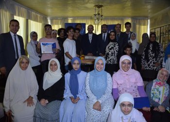 بالصور .. «صيدليات العزبي» تكرم أوائل الثانوية العامة والأزهرية بمشاركة أسرهم