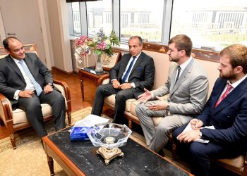 وزير الصناعة يبحث مع “نوفيستال إم”  الروسية لحديد التسليح خططها للتوسع بالسوق المصري