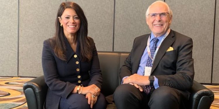 وزيرة التعاون الدولي تبحث مع رئيس هونج كونج تعزيز التعاون في مبادرة "الحزام والطريق"