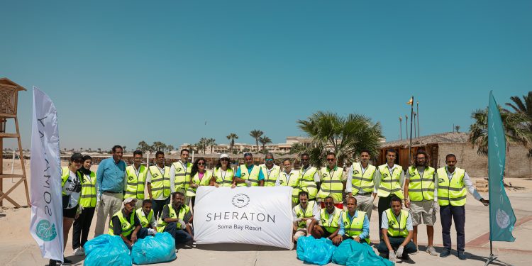 سوماباي تقود جهود الاستدامة في اليوم العالمي لتنظيف الشاطئ