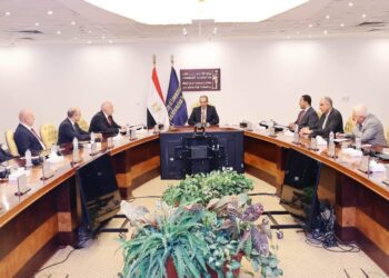 شراكة بن "المصرية للاتصالات" و مجموعة 4iG المجرية لبناء كابل بحرى يربط بين مصر وألبانيا