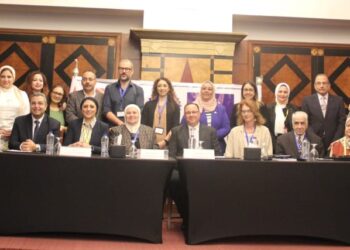 ختام مشروع "المصنع المفتوح" بعد نجاحه في تدريب العاملين بقطاعي الملابس والجلود