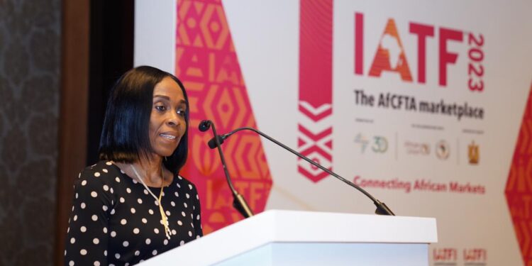 فرص النمو التحويلي للشركات المصرية المشاركة في معرض التجارة بين البلدان الأفريقية لعام ٢٠٢٣ بالقاهرة