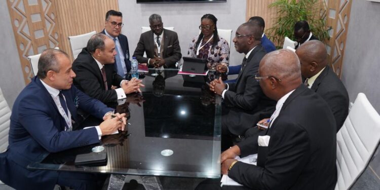 قبيل اختتام فعاليات معرض IATF .. وزير الصناعة يبحث مع نظرائه من كينيا وساحل العاج ورواندا فرص التعاون المشترك 