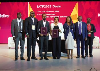 "أفريكسيم بنك" يوقع إتفاقية مع Tenoil Petroleum لدعم مشروعات النفط في نيجيريا بـ 100 مليون دولار