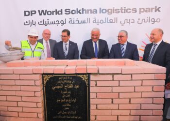 وضع حجر أساس منطقة موانئ دبي اللوجستية بالسخنة ..باستثمارات 80 مليون دولار