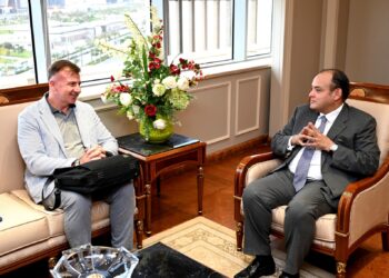 وزير الصناعة : "كوفرا" الإيطالية تخطط لإقامة مصنع في مصر باستثمارات 10 مليون يورو