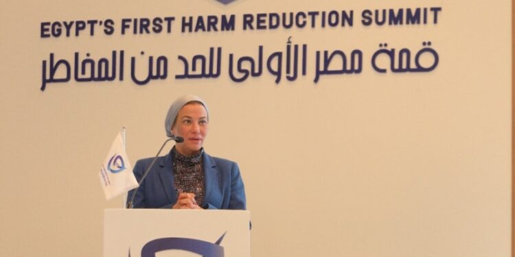 وزيرة البيئة: إنشاء 16 مصنعا للتعامل مع المخلفات الإليكترونية واستراتيجية متكاملة للتعامل مع المخلفات الطبية