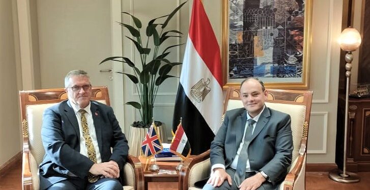 وزير الصناعة يستقبل مبعوث قمة الإستثمار «البريطانية- الأفريقية» بالعاصمة الإدارية